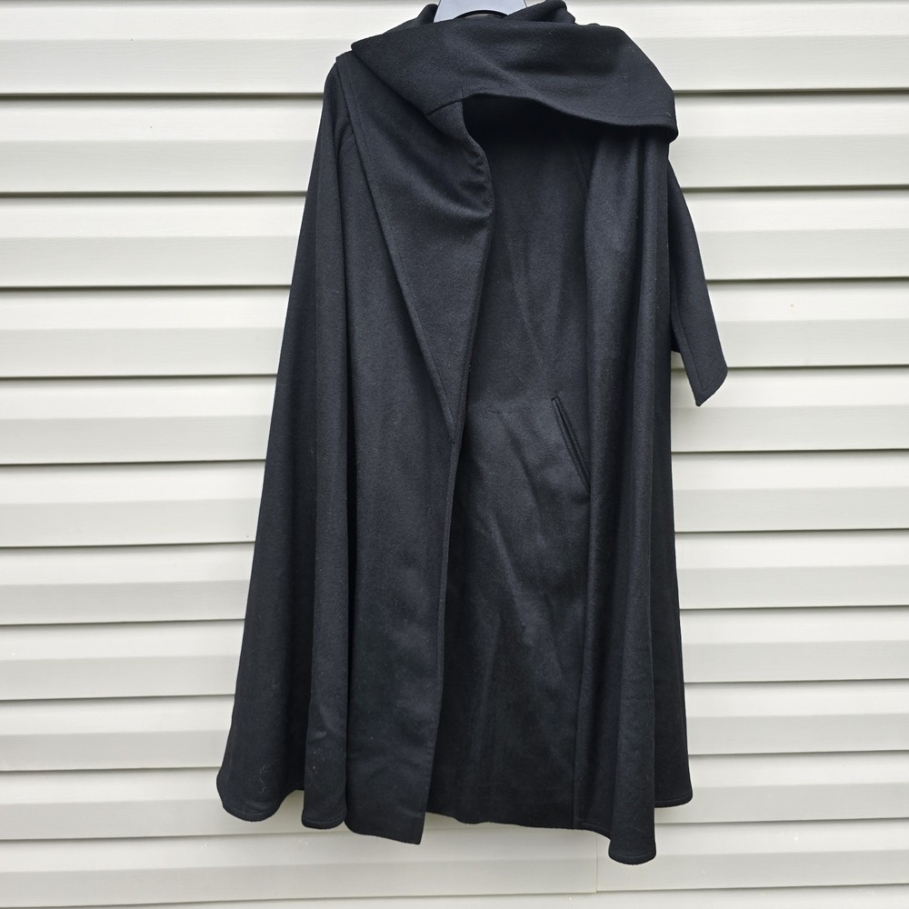 Gemini Vintage 1970's 100% Wool Cape Coat, Excellent Condition!